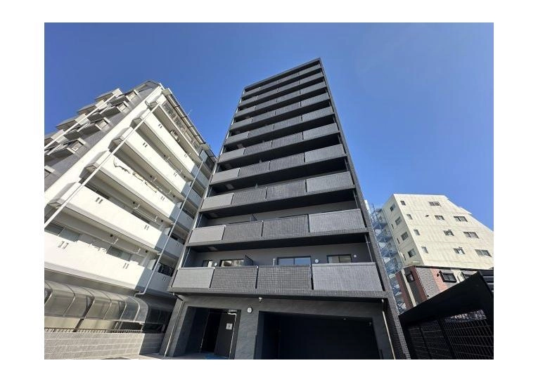 GRAN DUKE伝馬町の外観