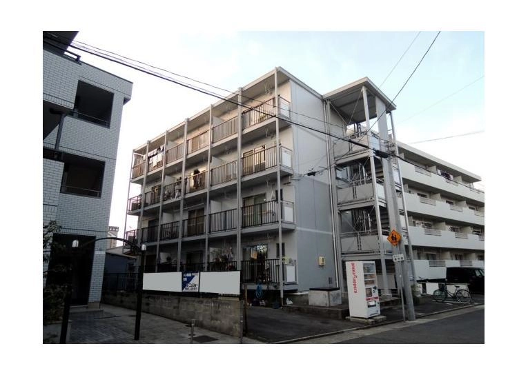 ツガネマンションの外観