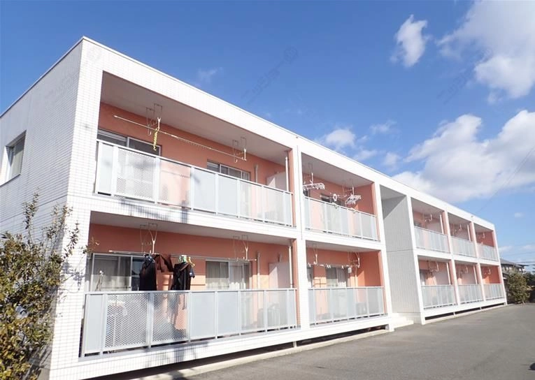 ６７クラブの外観