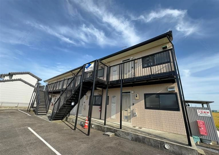 アローフィールドの外観