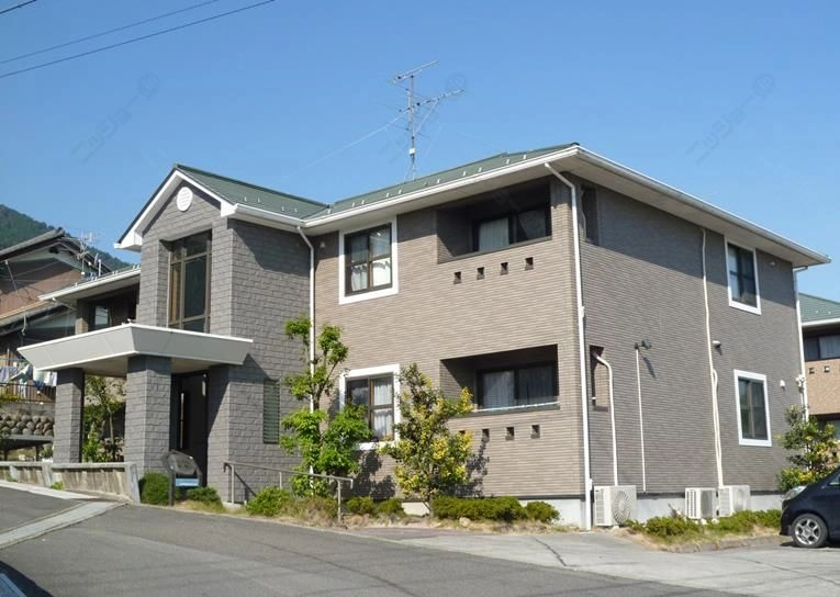 パークメゾン曽根の外観