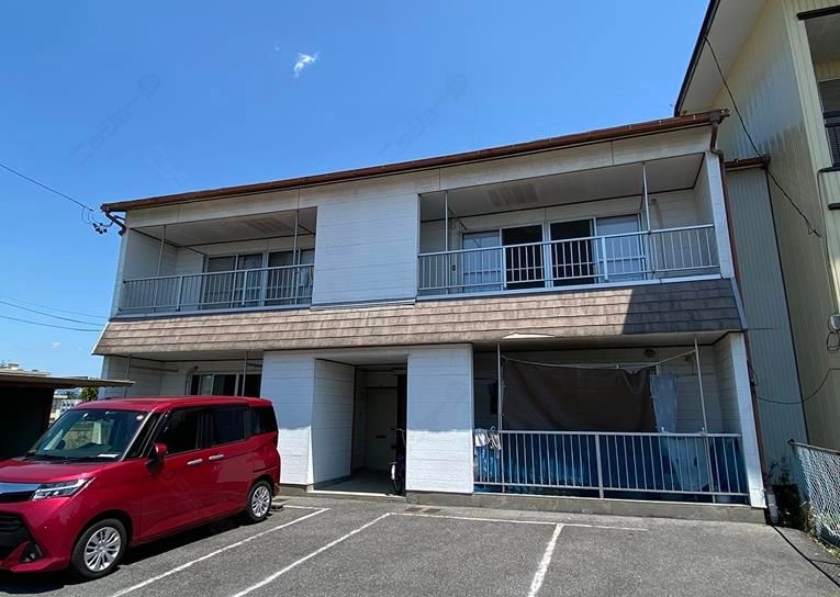 メゾン・ラ・ネージュの外 観