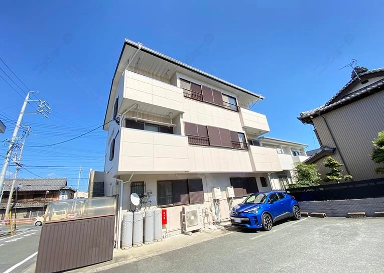 レリアンス中央の外観