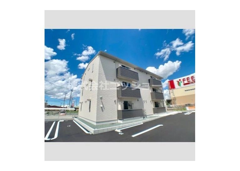 Noble 駅前通の外観