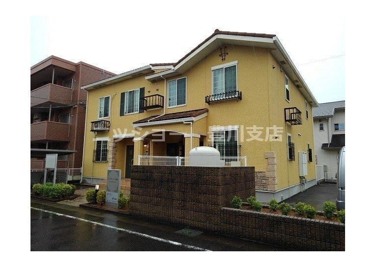 エレガント上青山の外観