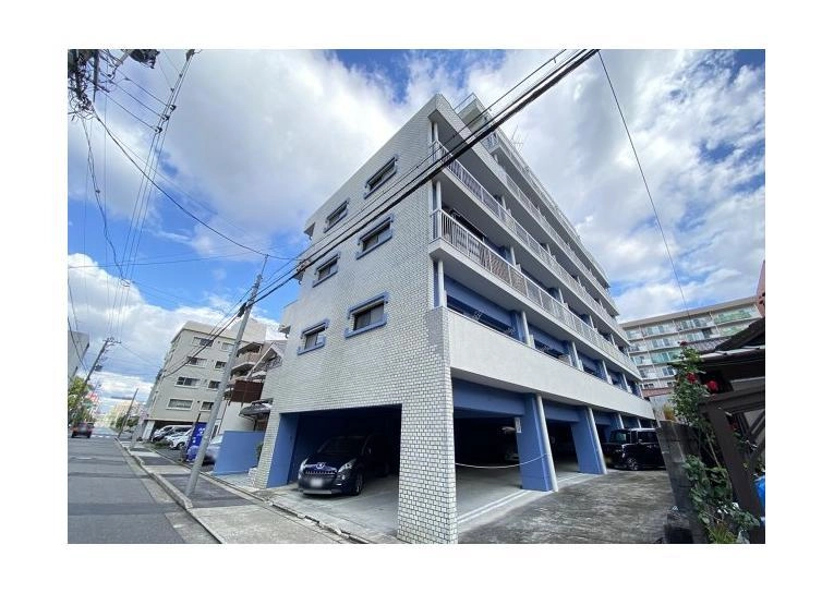 伊藤ビル徳川の外観