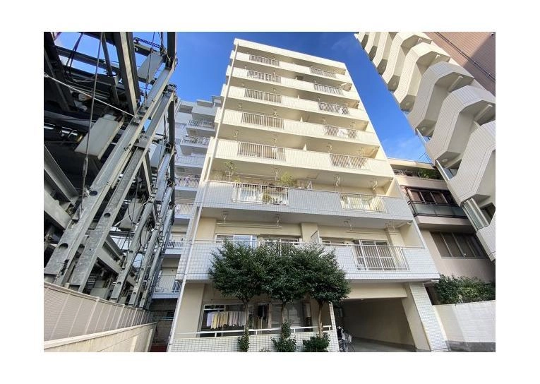 ジュネス浅野の外観