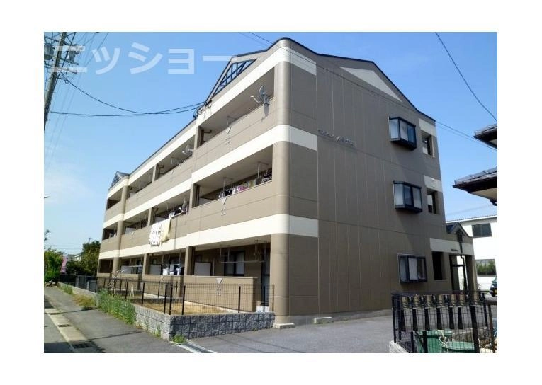 マンションルミナスの外観