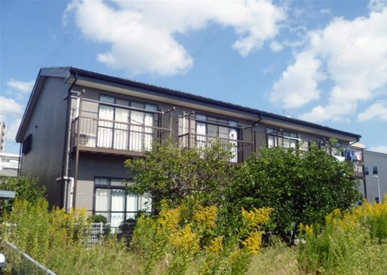 ノイ ブルクハイツの外観