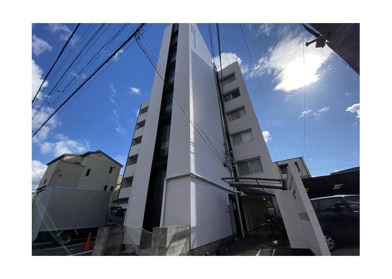 第3元八事ビルの外観