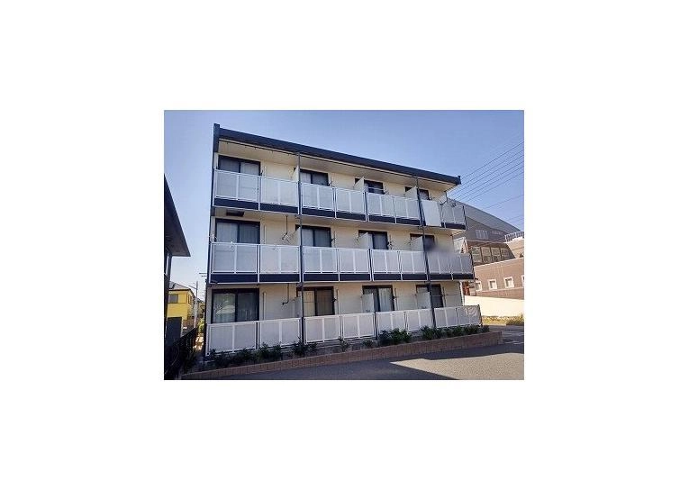 レオパレスオサダの外観