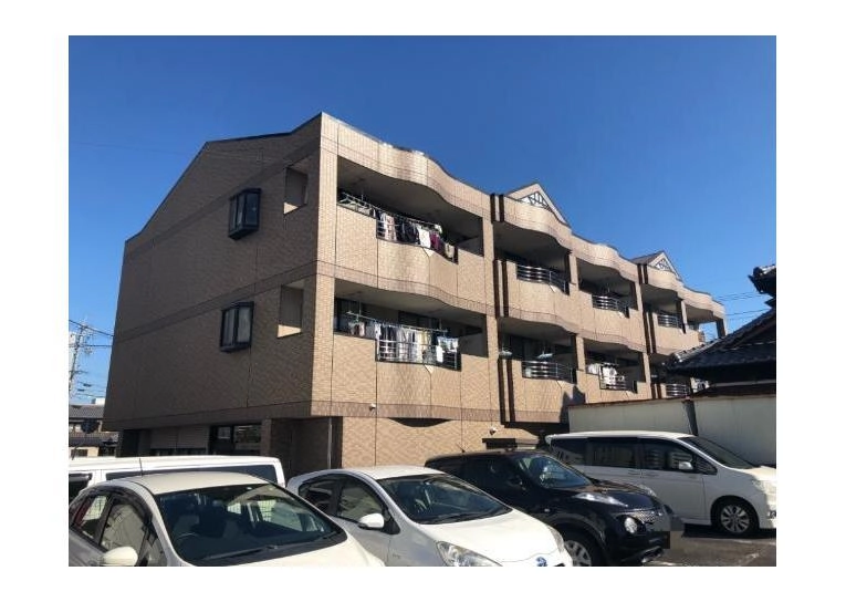 ルミナスパレスの外観