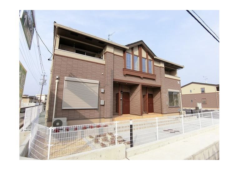 フレックス津　Ａ棟の外観