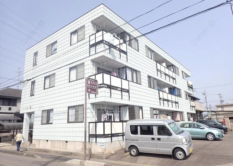 アーデルＭの外観