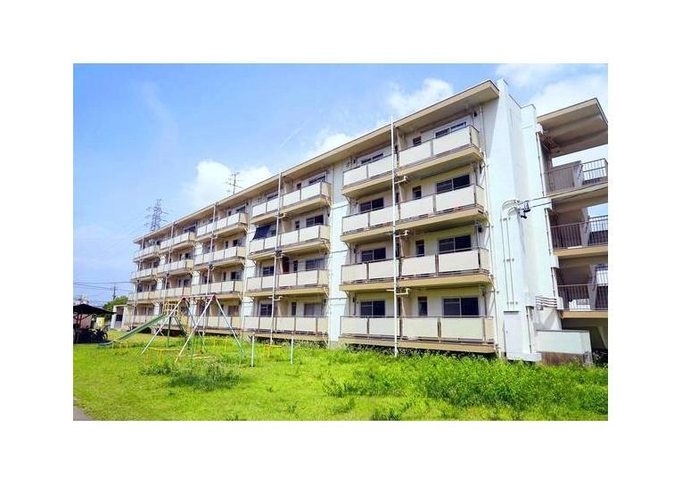 ビレッジハウス八代山2号棟の外観