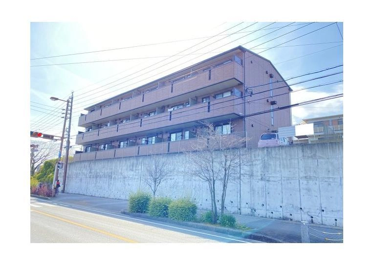 D-roomサンの外観