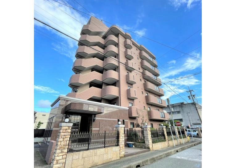 外観写真 ※写真は同型モデルの場合もございます