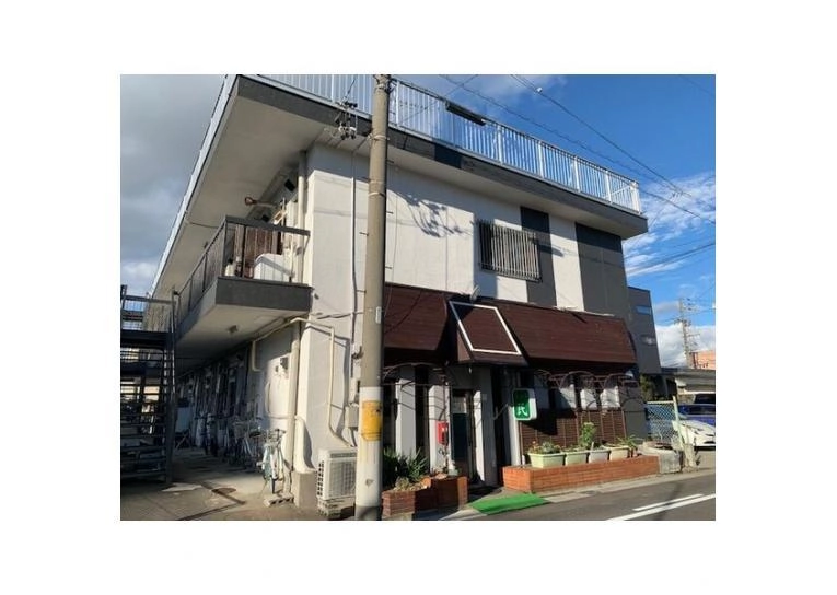 民アパートの外観