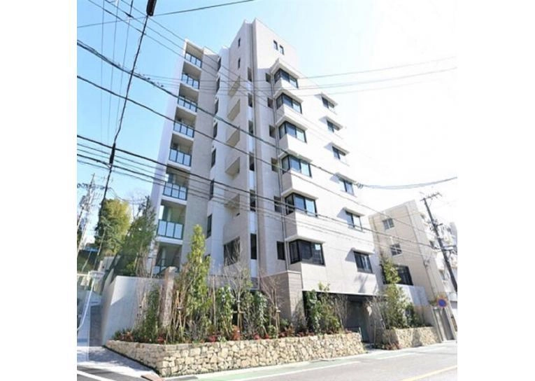 グランドメゾン本山春里町の外観