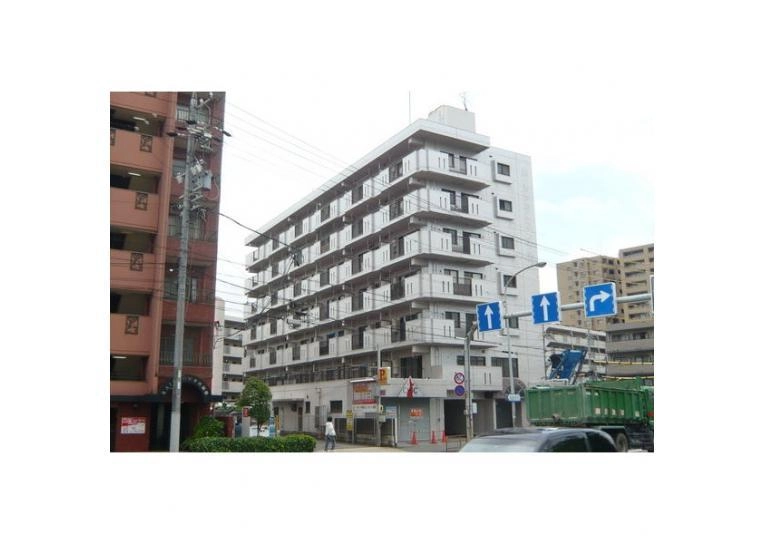 第1アリスト マンションの外観