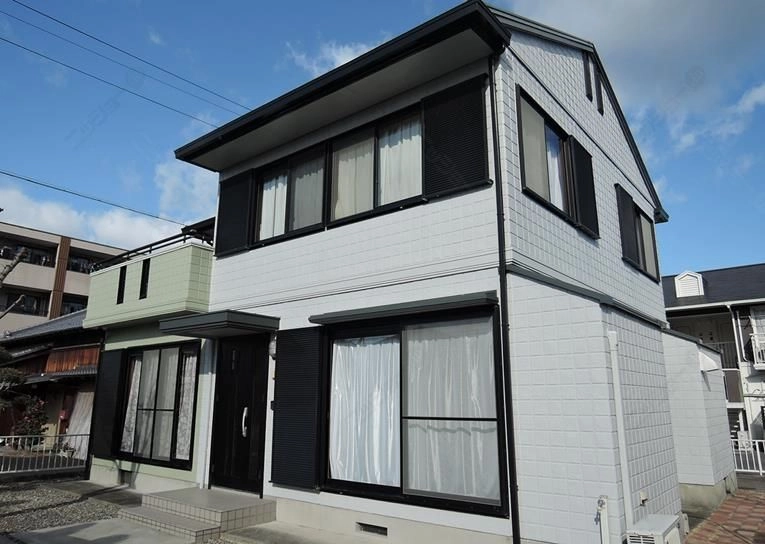 ARK西富田の外観