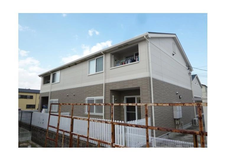 マルベリーＳの外観