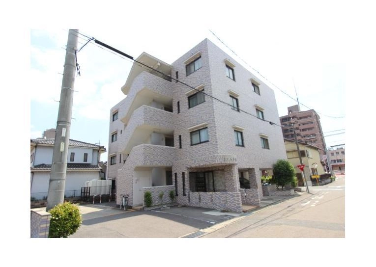 エクセル旭の外観