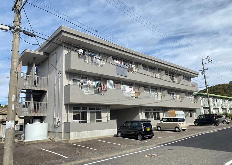 石原ハイツの外観