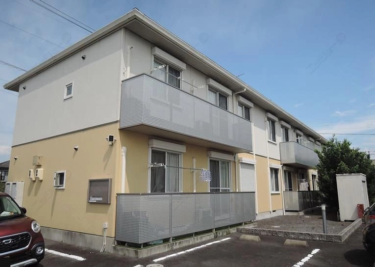 ジュネスの外観