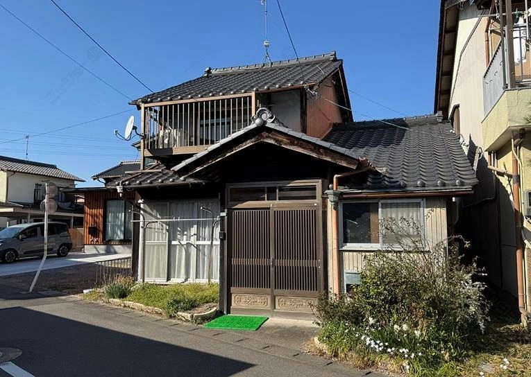 関市緑町２丁目貸家の外観