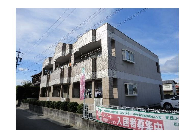 クリスタルガーデンの外観