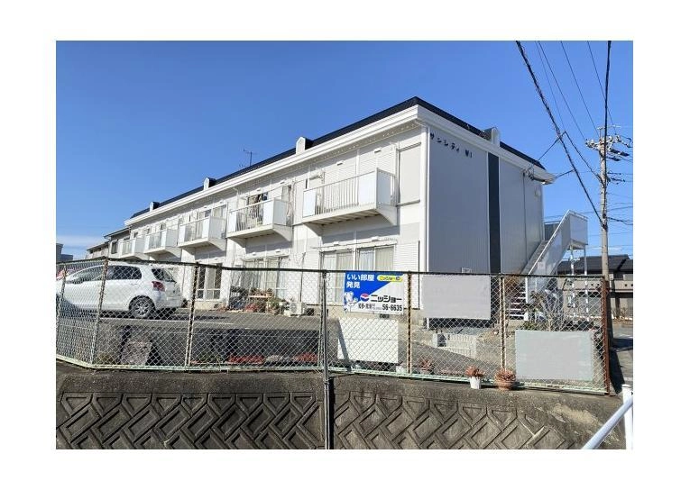 サンシティーWIの外観