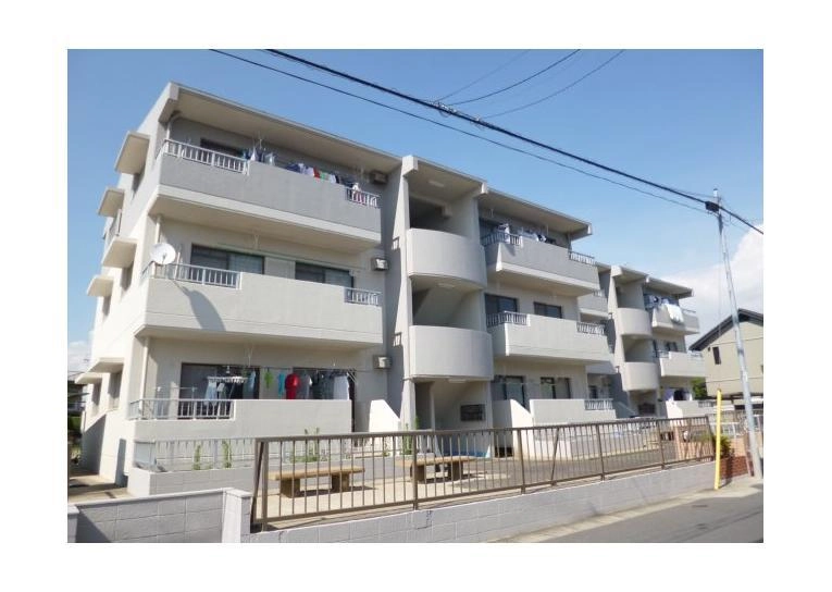 メゾン西町の外観