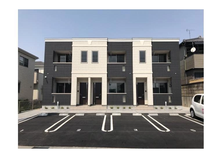 イヴワールの外観