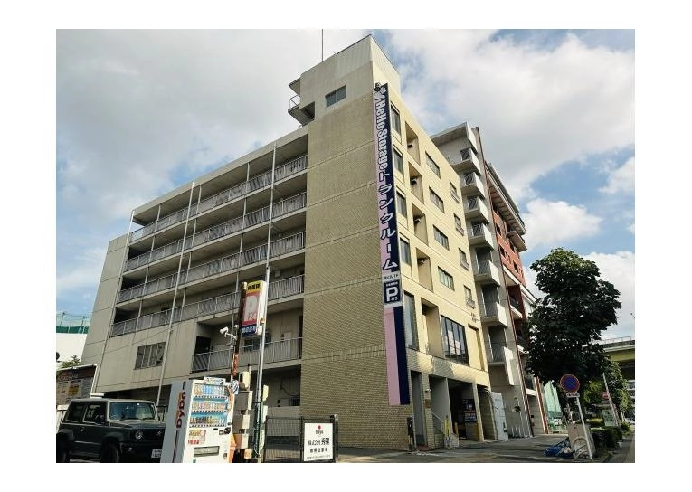 三洋ビルの外観