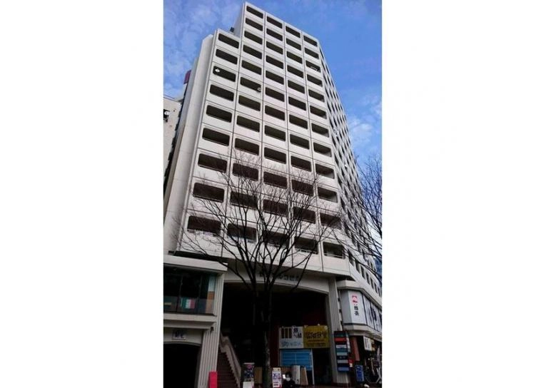 イトーピア新栄マンションの外観