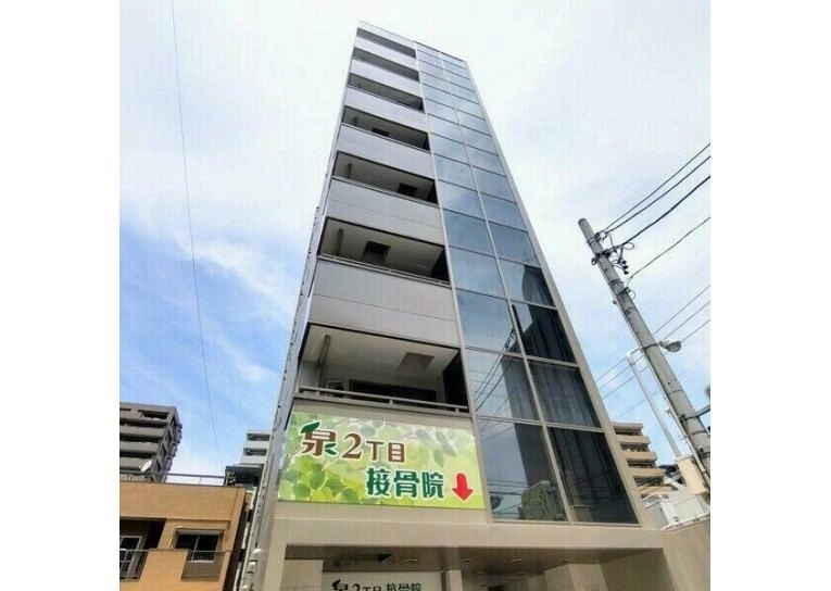 ライジング泉H・Mビルの外観