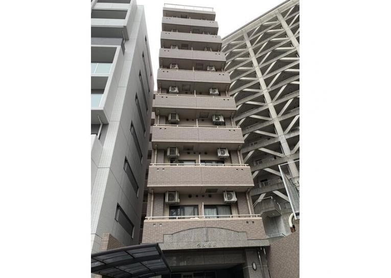 ベル名駅の外観