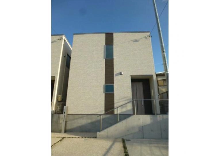 クーボライト植田山の外観