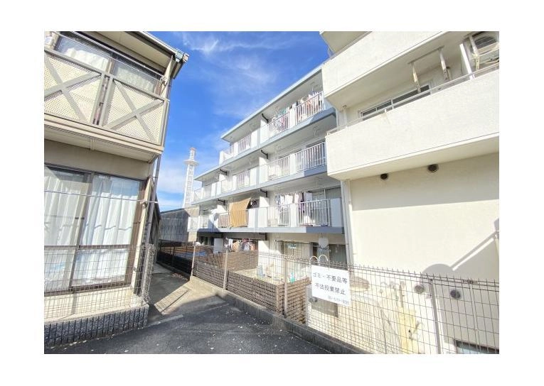 ハ イネス牧の外観