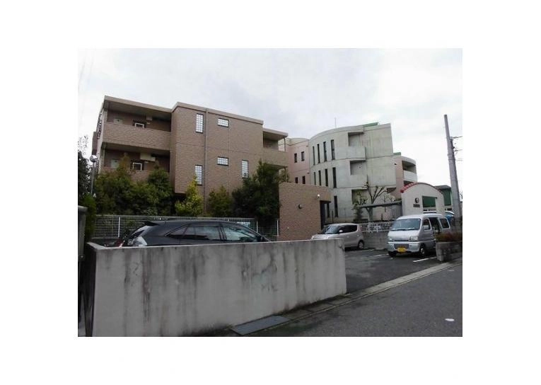 サンハイム長久手の外観