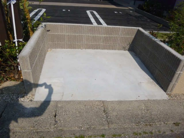 ゴミ捨て場
