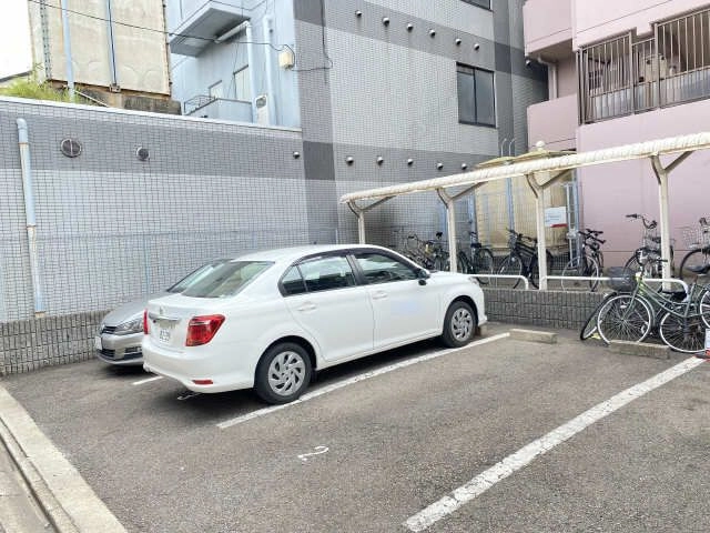 敷地内駐車場
