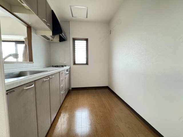 キッチン背面スペース