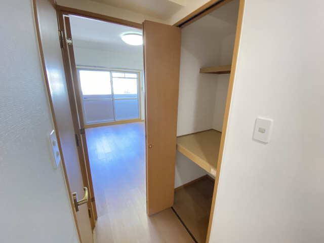廊下収納