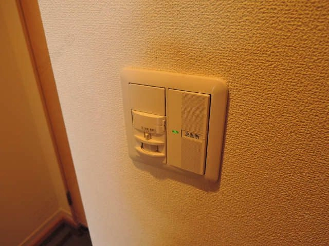 人感センサーライト