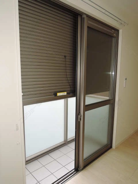 シャッター雨戸