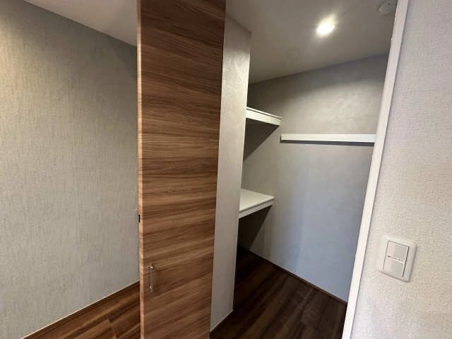寝室収納
