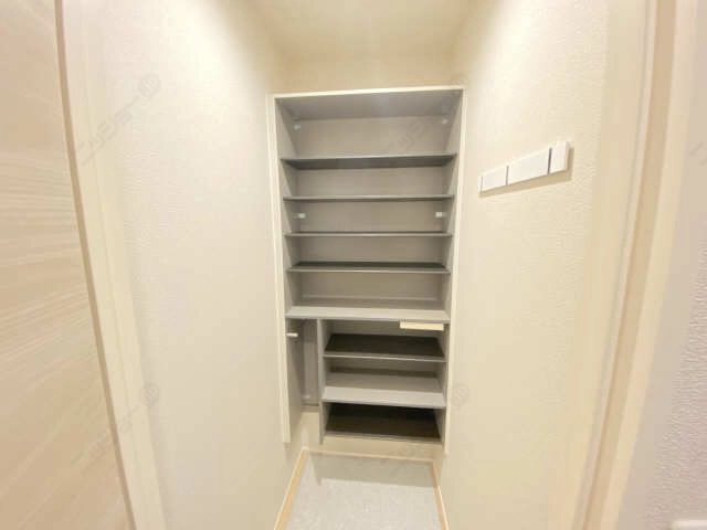シューズクローク