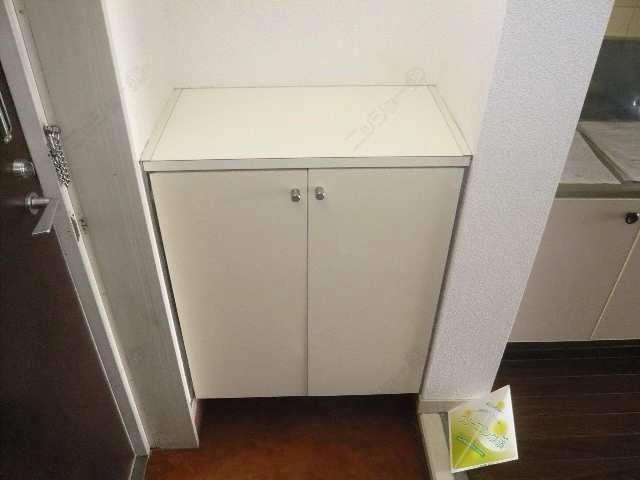 シューズボックス